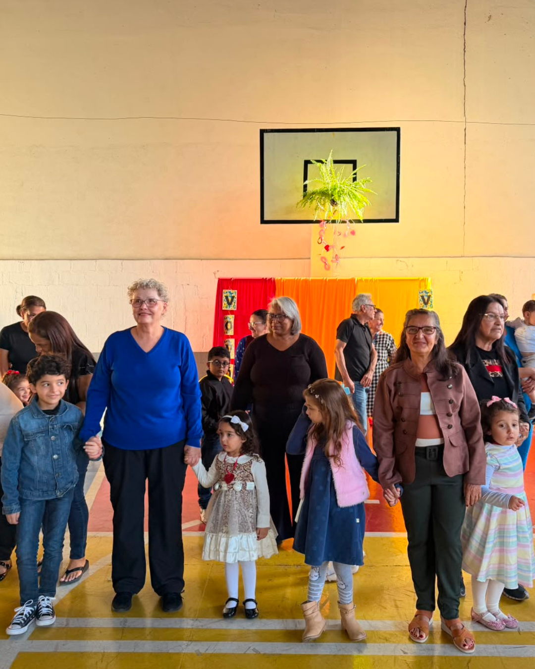 COLÉGIO UNIFOR PROMOVE ENCONTRO ESPECIAL EM HOMENAGEM AO DIA DOS AVÓS